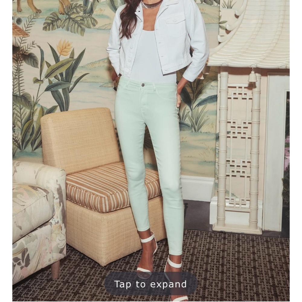 Calvin Klein NWT Cropped Skinny Mid-Rise Jeans Mint Green Size 2